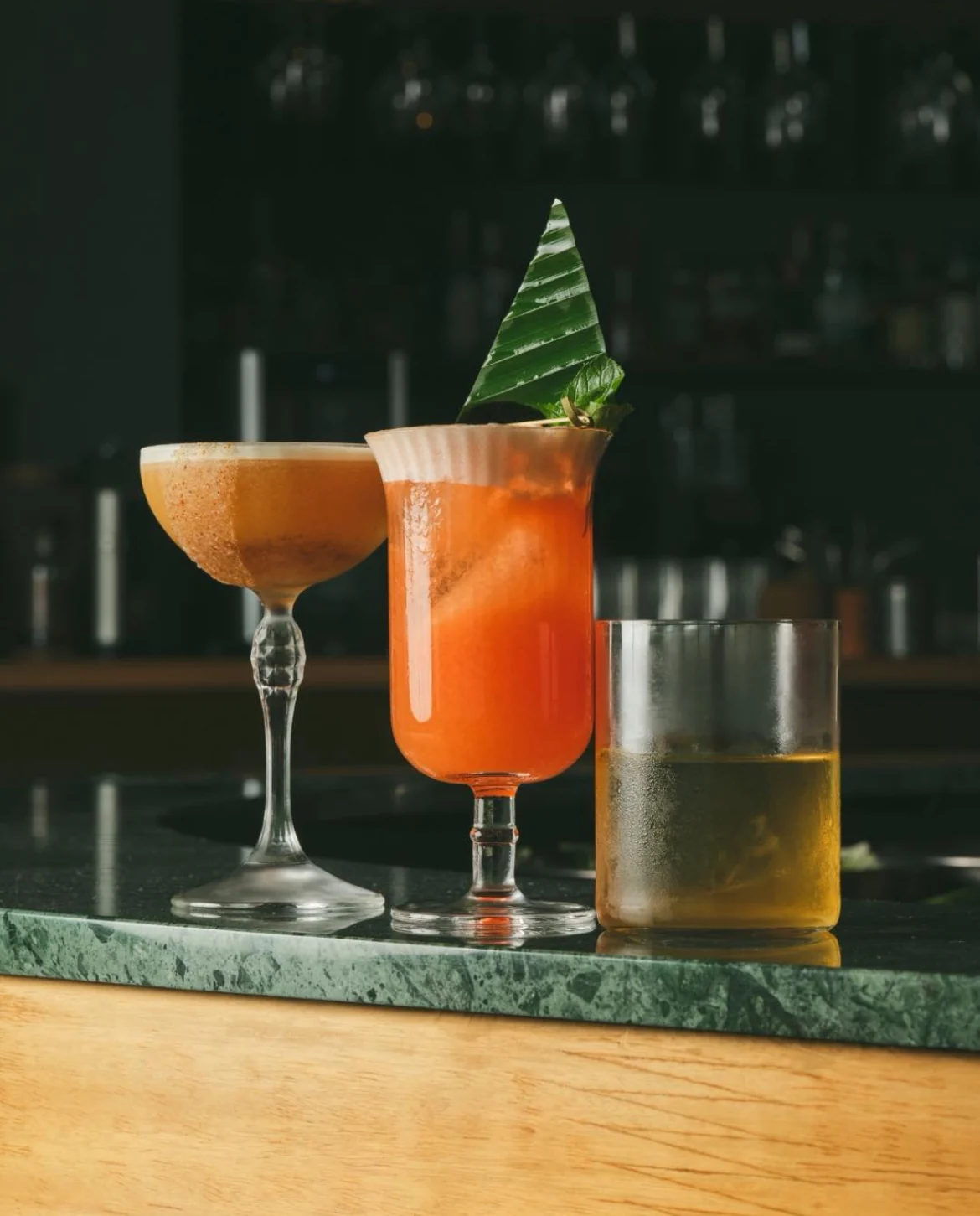 Cocteles de Kimo sobre la barra